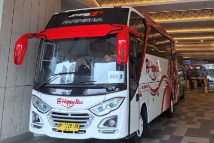 sewa bus di surabaya